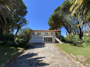 Villa charmante à Cavalaire avec climatisation et parking, proche port et plage - FR-1-100-346